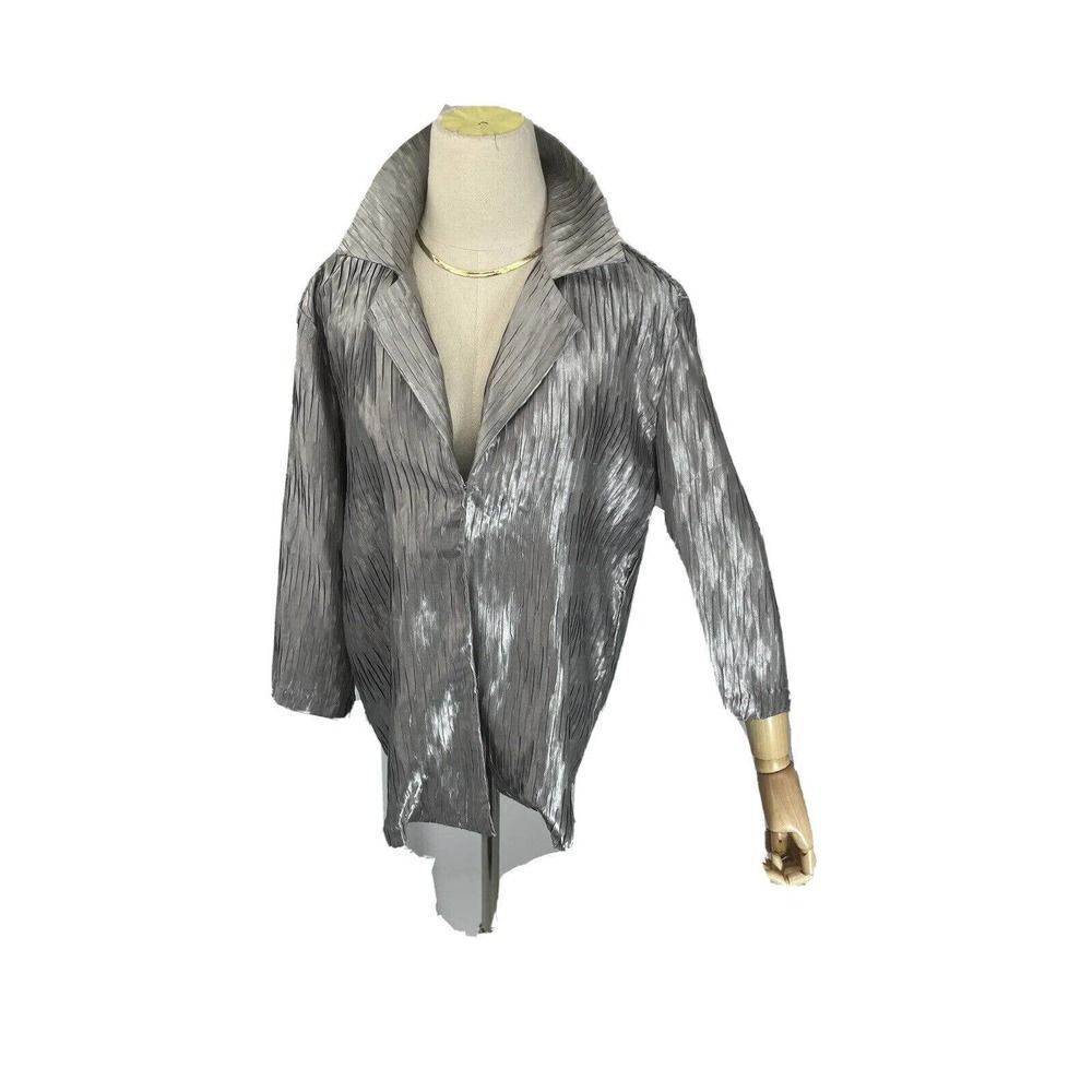 Chico's Silver Crinkle Jacket Size 1 Medium 8 10 US Blazer Caroline New - Picture 3 of 12